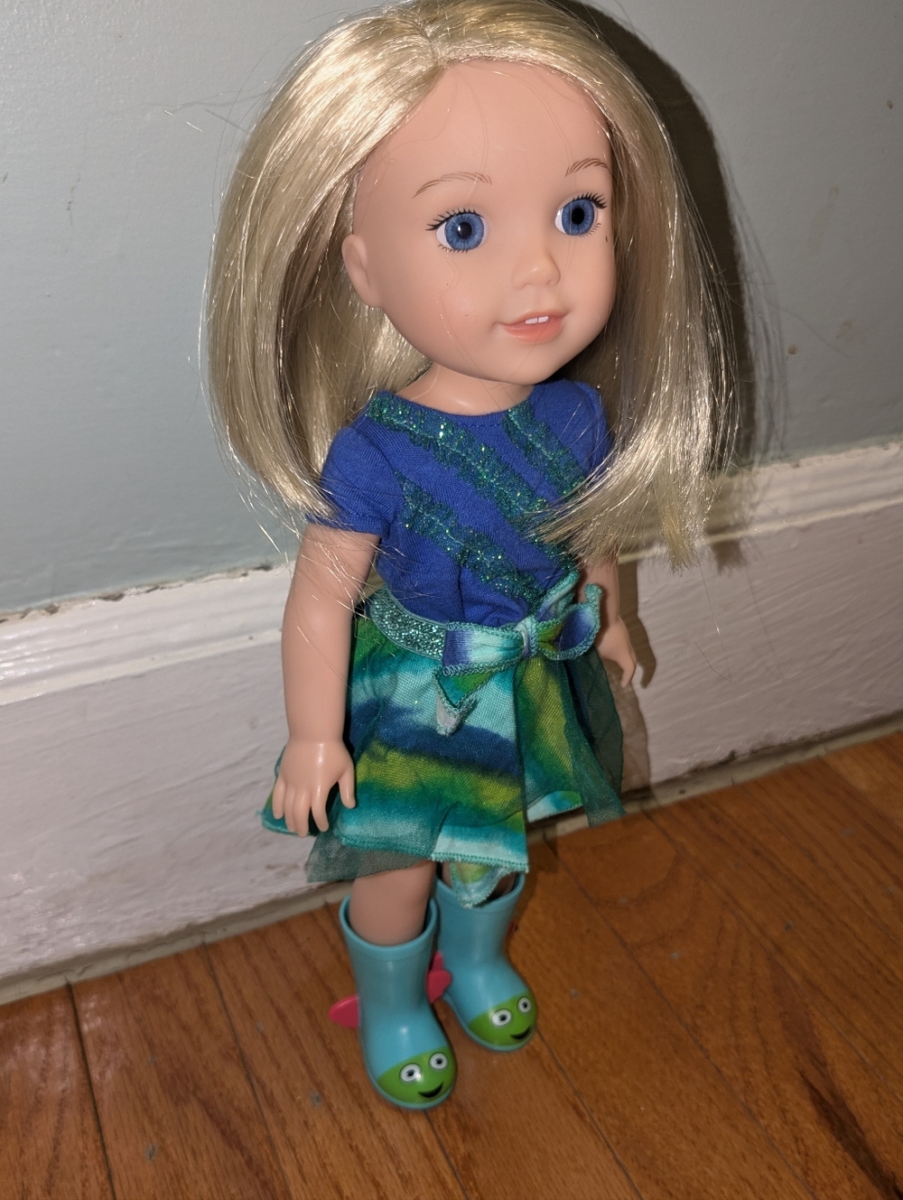Camille American Girl Wellie Wisher Doll With Bonus Outfits